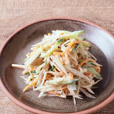 胡麻マヨごぼうサラダ